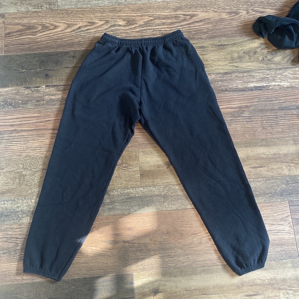 black sweats plain
